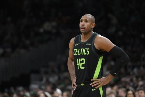 霍福德：感觉自己从30岁左右就开始被人说老 这说法每年都跟着我