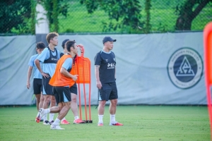 深圳新鹏城全队集中，开启下一阶段备战