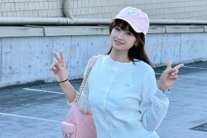 杨瀚森女友晒照+杨瀚森跳舞视频：中秋快乐 平平安安❤️