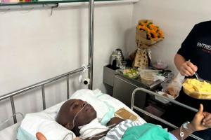 遭颈椎骨折！广西平果官方：阿萨莫阿手术顺利完成，身体状况平稳