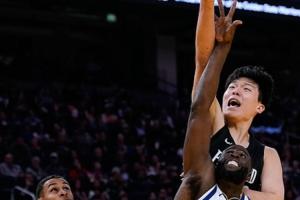 末节四犯 遗憾犯满离场！四个字评价一下杨瀚森的NBA季前赛首秀！