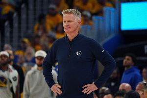 外线遇冷！勇士上半场三分球21中4 命中率不足两成