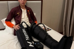 王钰栋社媒晒照：比赛后的恢复同样重要！