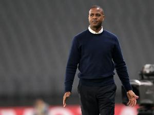 印尼媒：克鲁伊维特剩余合同薪水超百万，若全赔印尼足协面临赤字