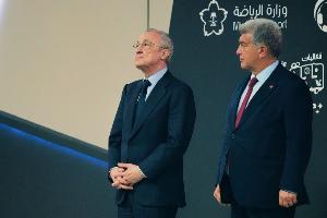 每体：拉波尔塔与纳赛尔和解，巴萨和皇马的关系可能变得更加紧张